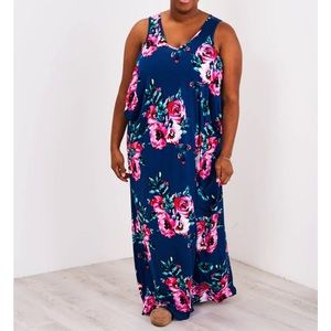 Latched Mama Maxi
